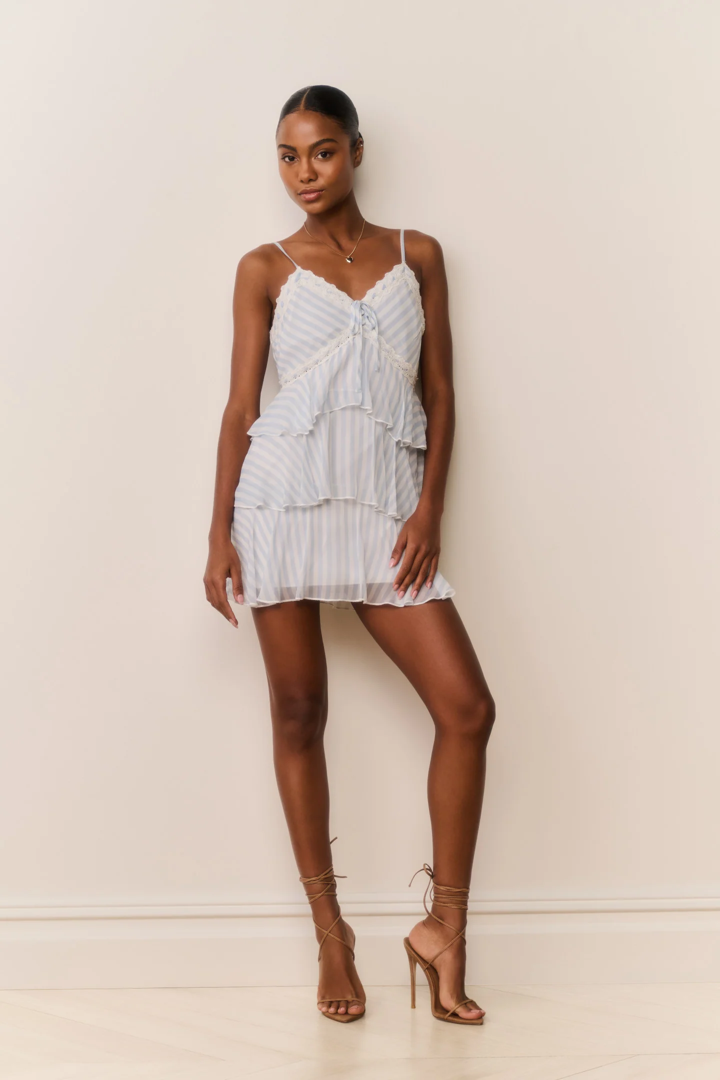 Vestido Mini de Chifón con Rayas Marlia