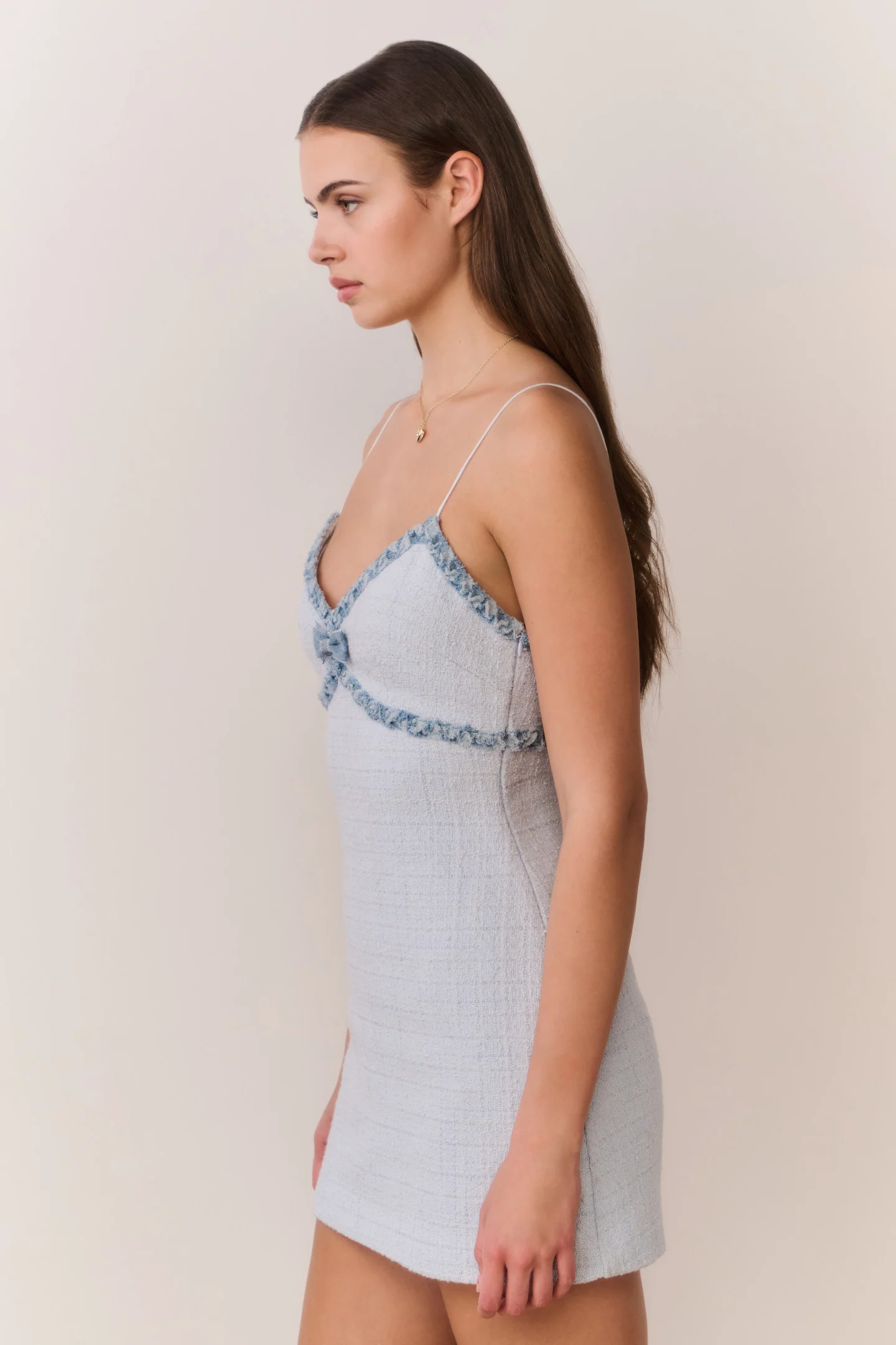 Vestido Mini de Tafetán con Remate de Denim Novara