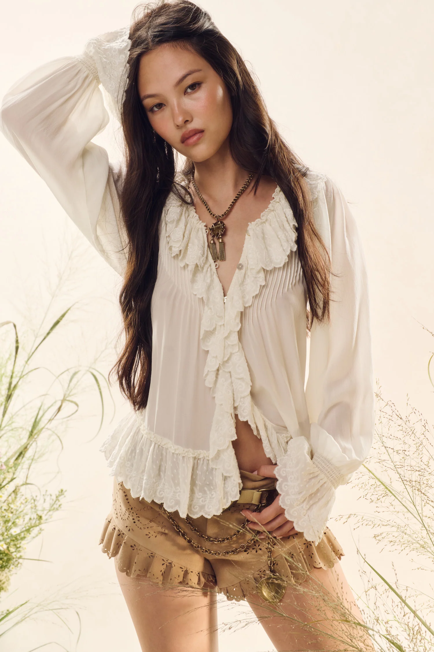 Blusa de seda con volantes Avee