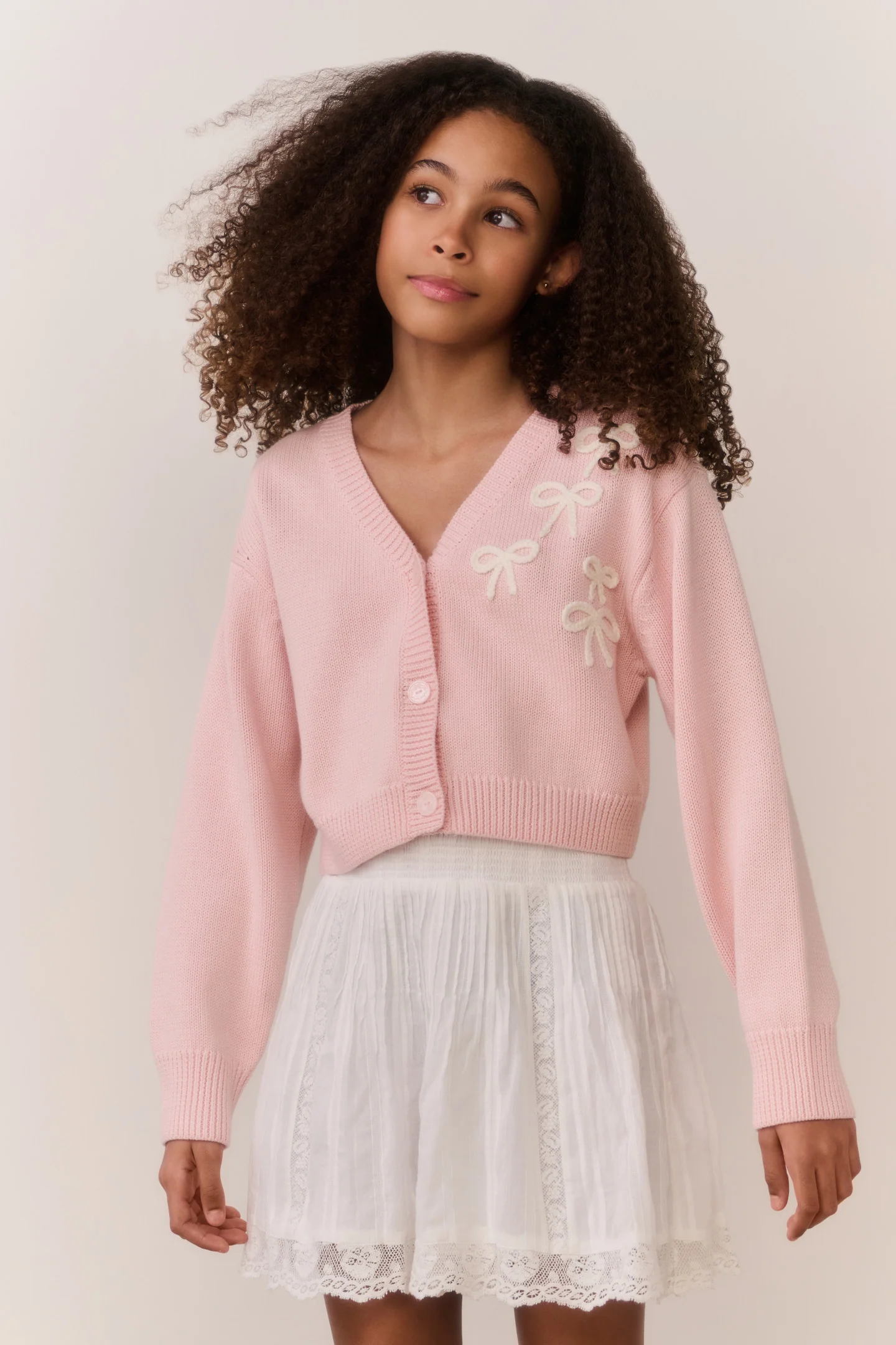 Cardigan con bordado de lazo Tween Jayne