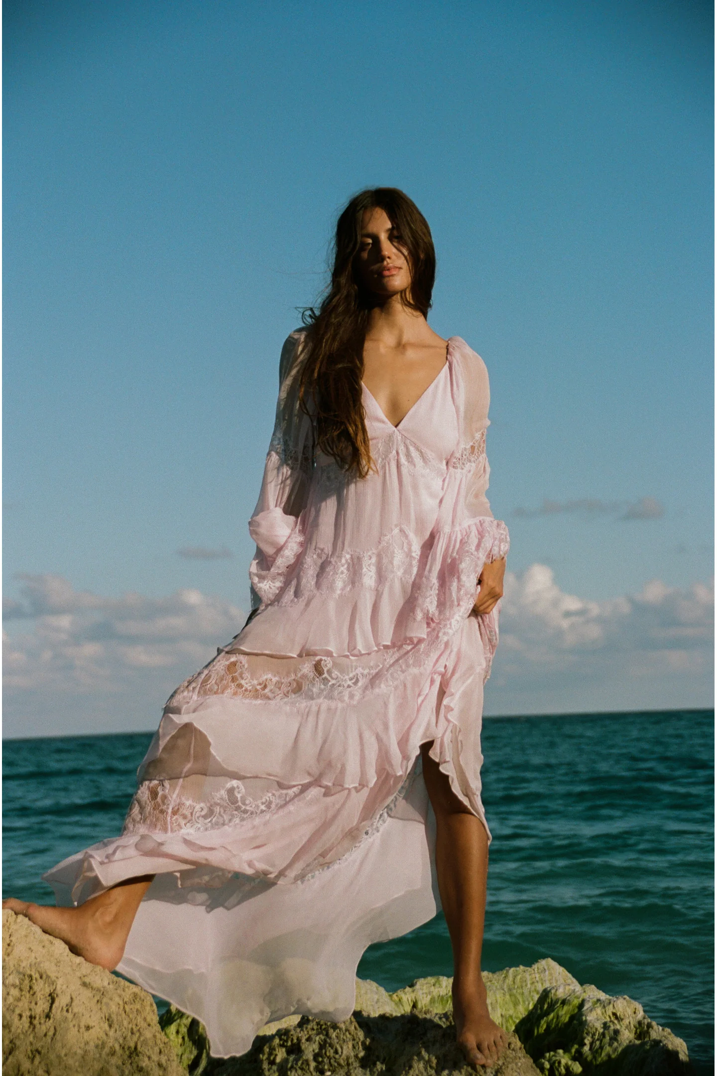 Vestido maxi de encaje de seda chiffon Devina