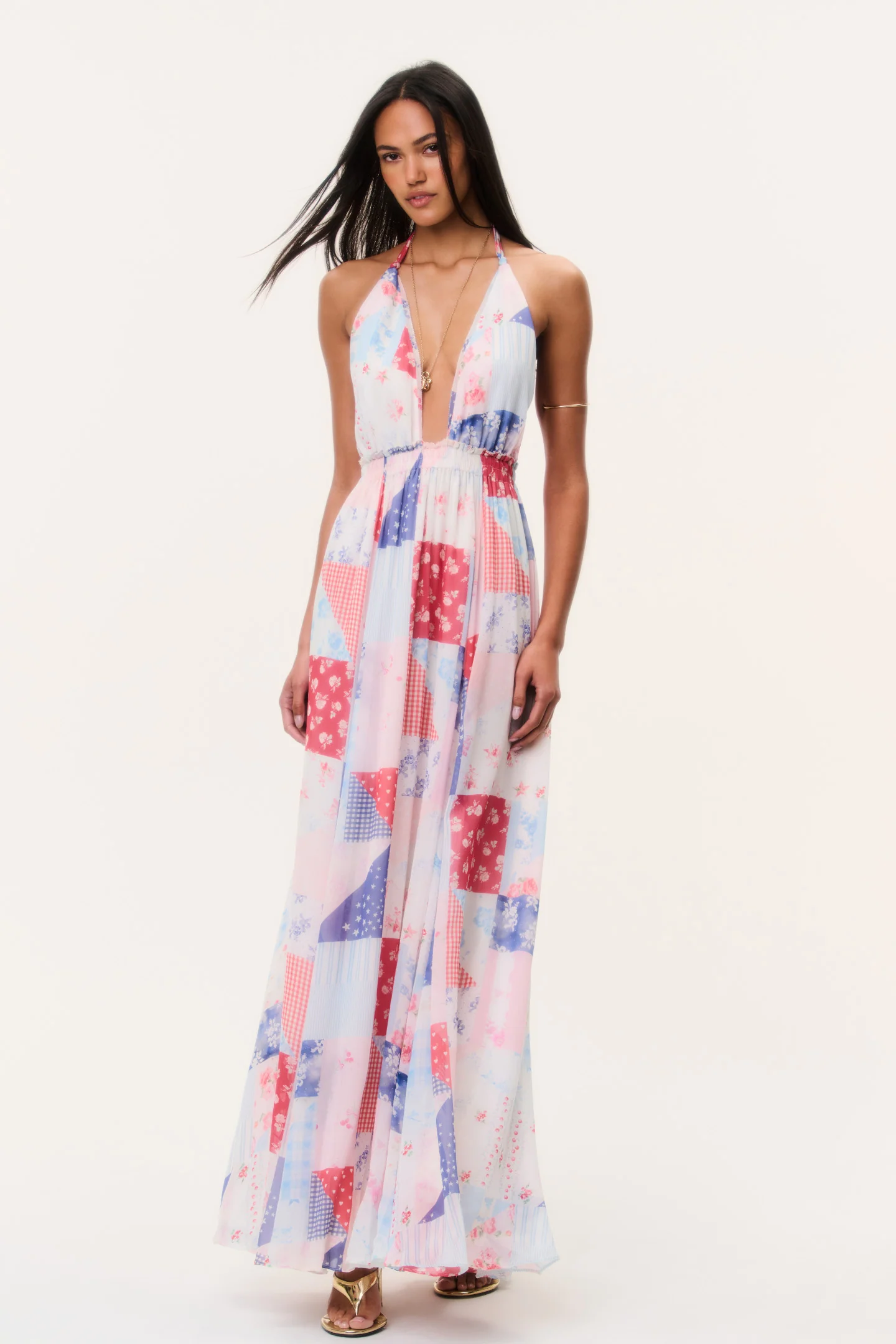 Vestido maxi halter con patchwork elegante