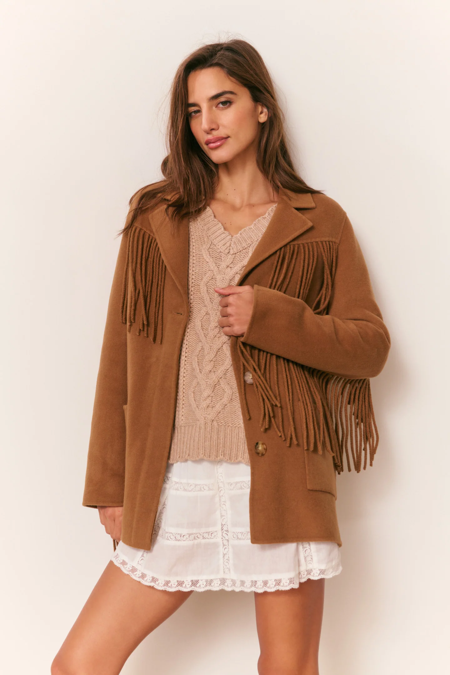 Chaqueta con borlas de lana Maebella