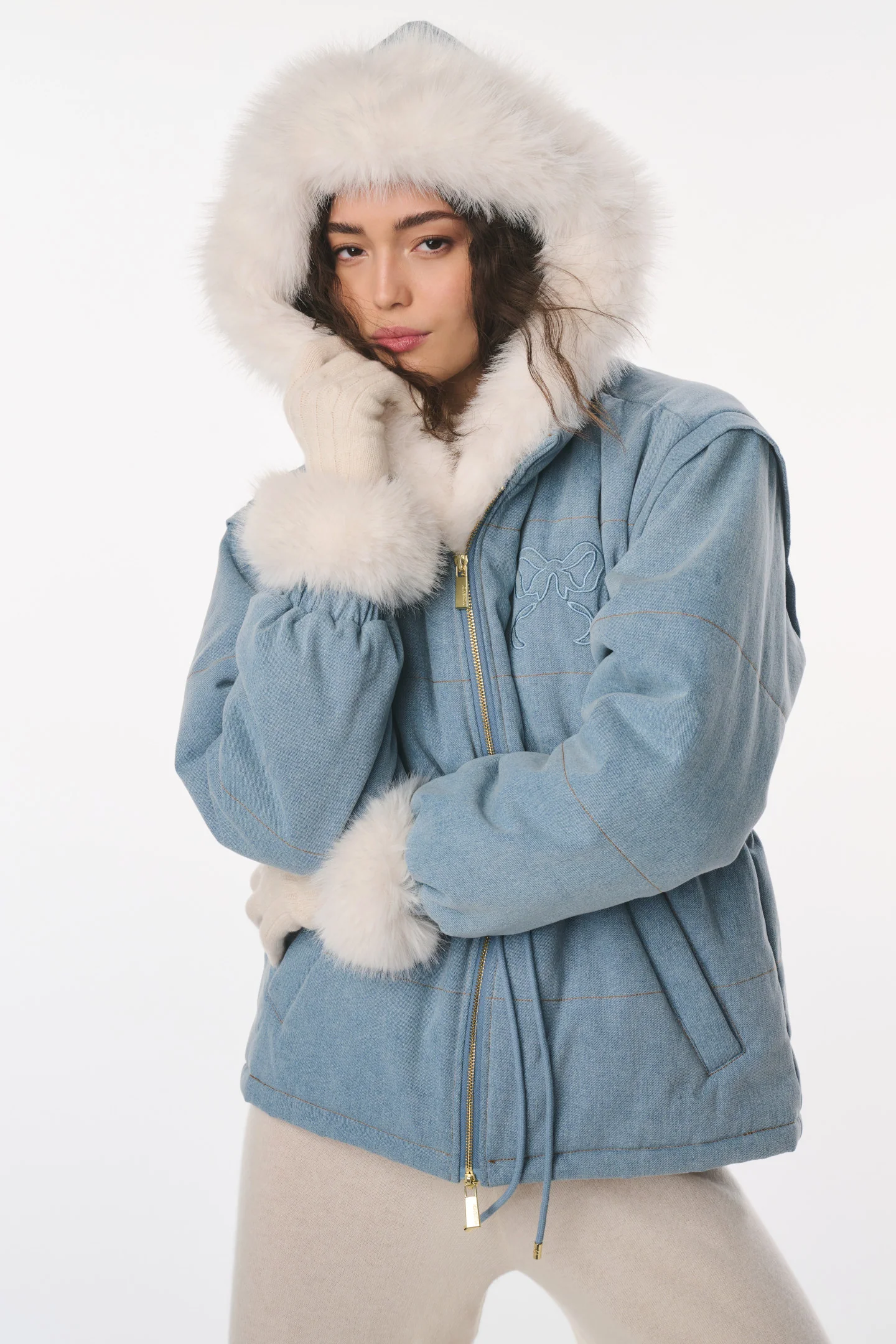 Chaqueta convertible de denim Deva de LoveShackFancy x MAX&MOI