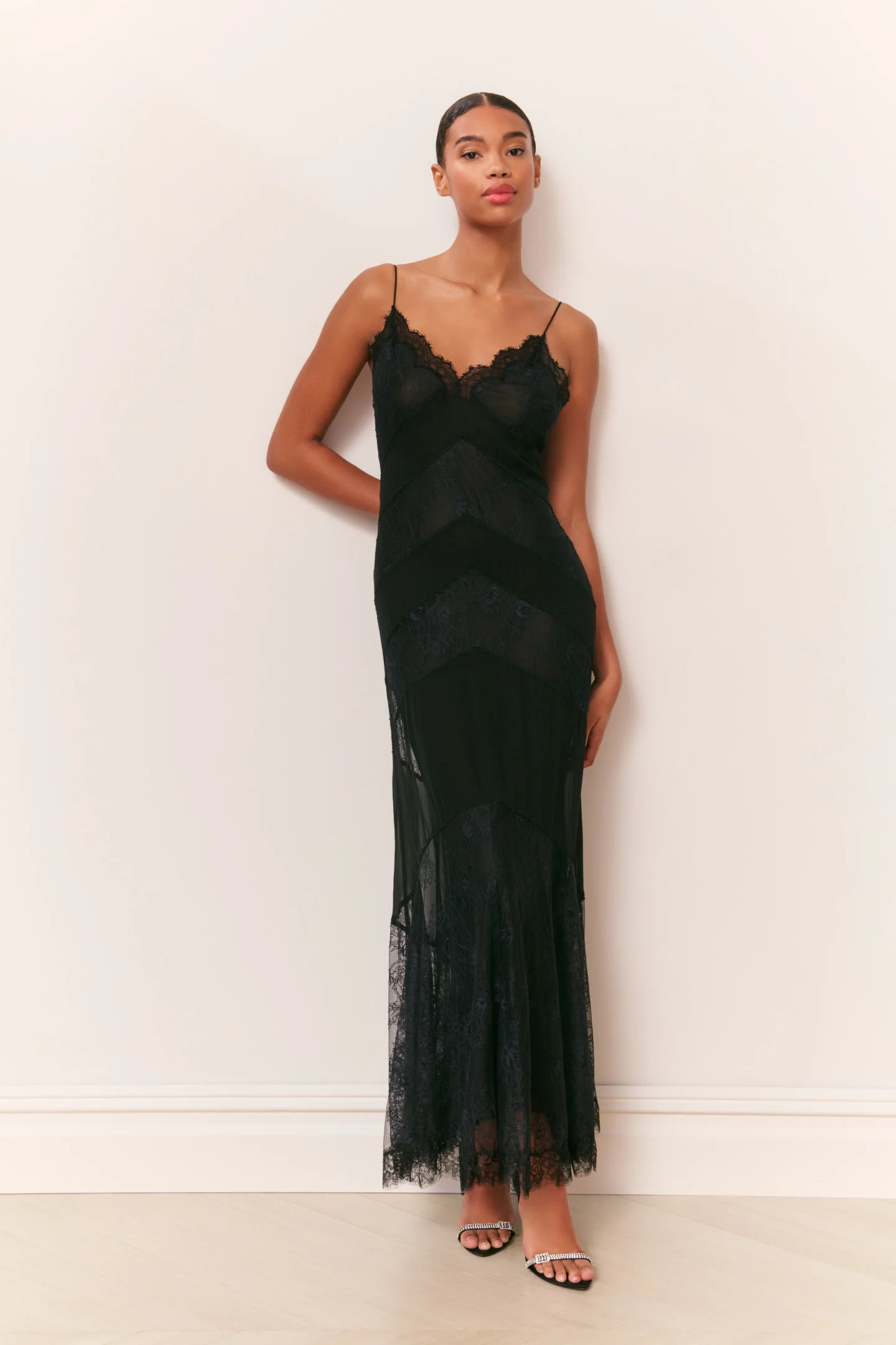 Vestido Maxi de Encaje de Seda Astra