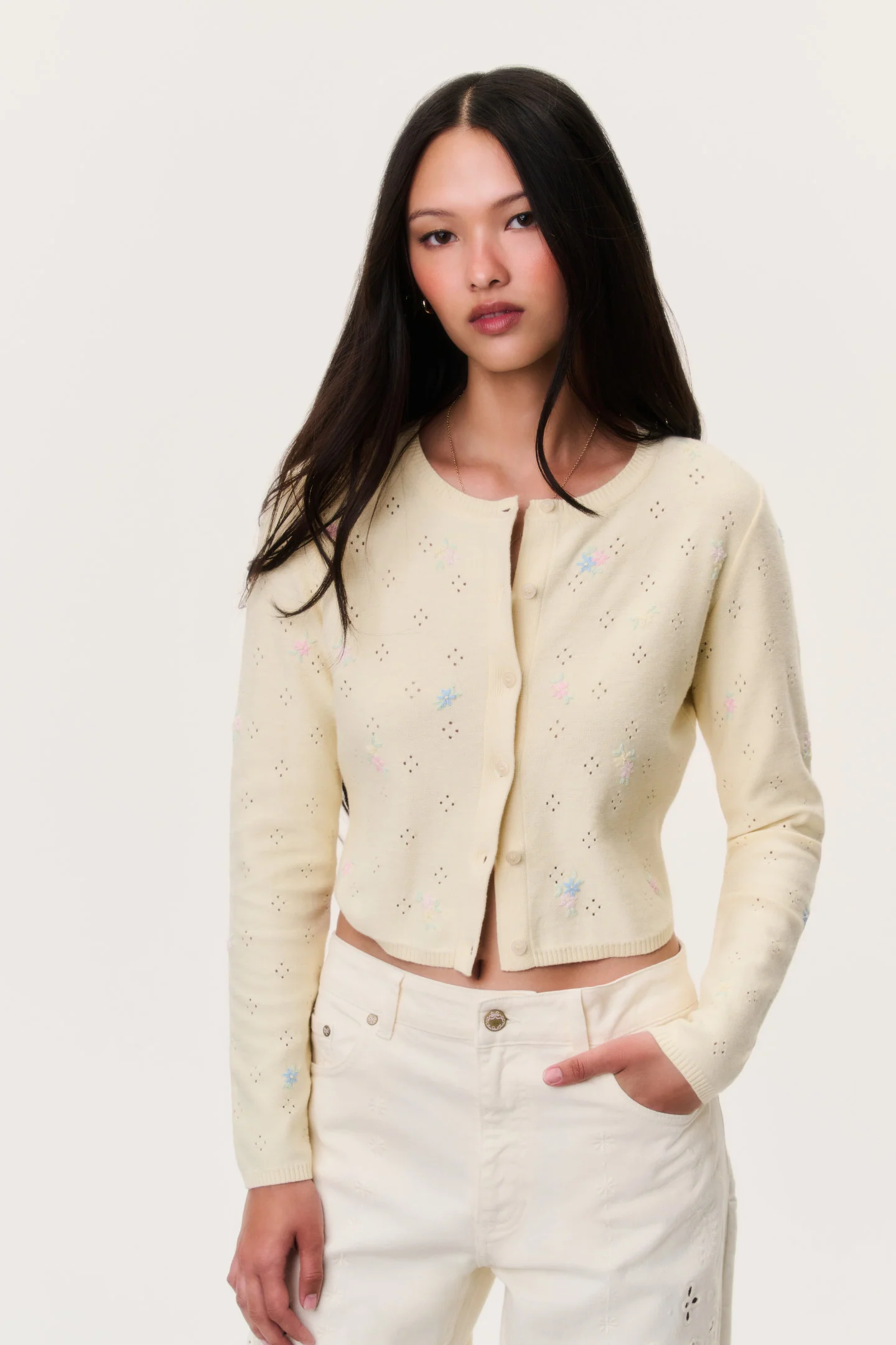 Cardigan con bordado floral Paelynn