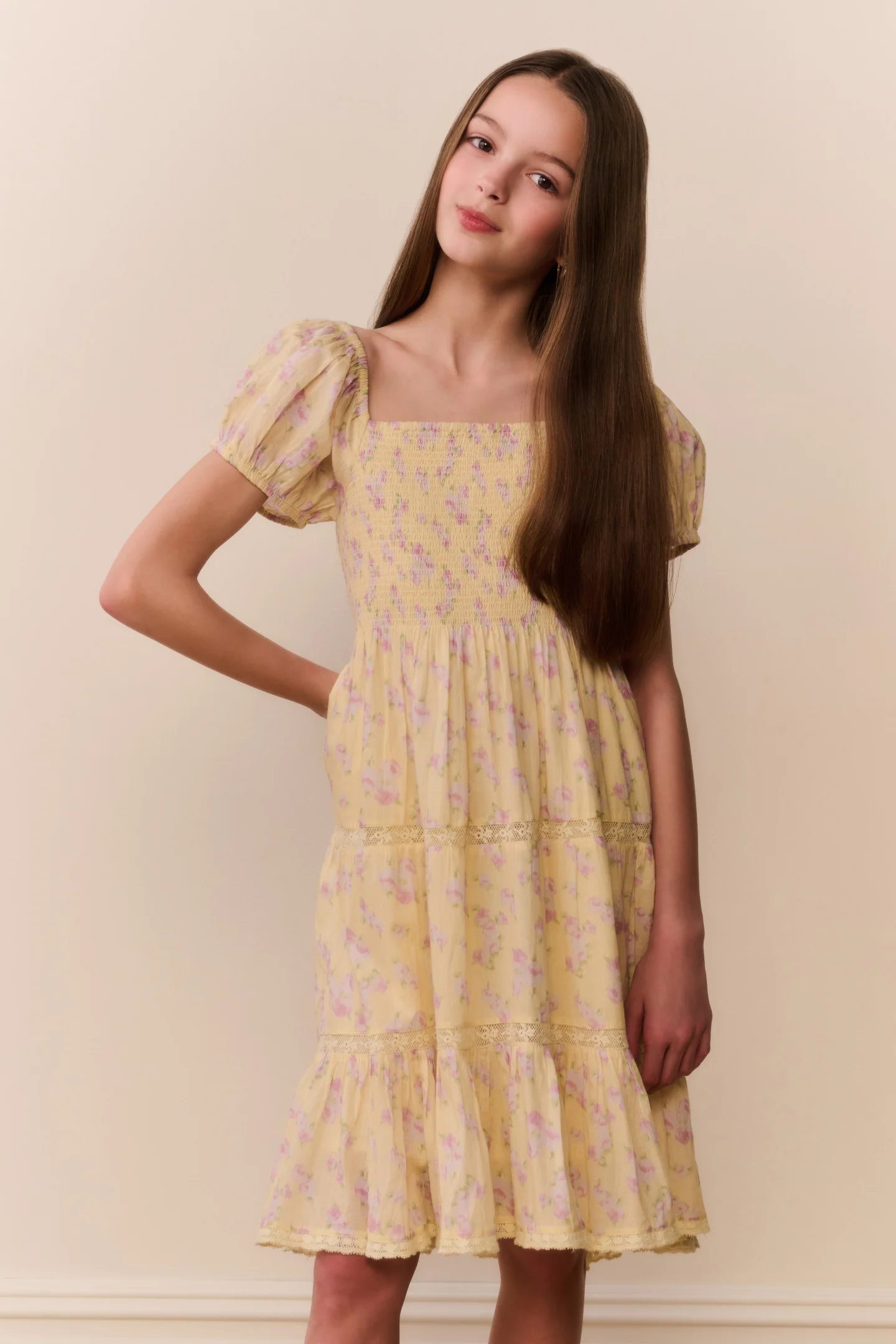 Vestido floral con volantes Muriella Tween