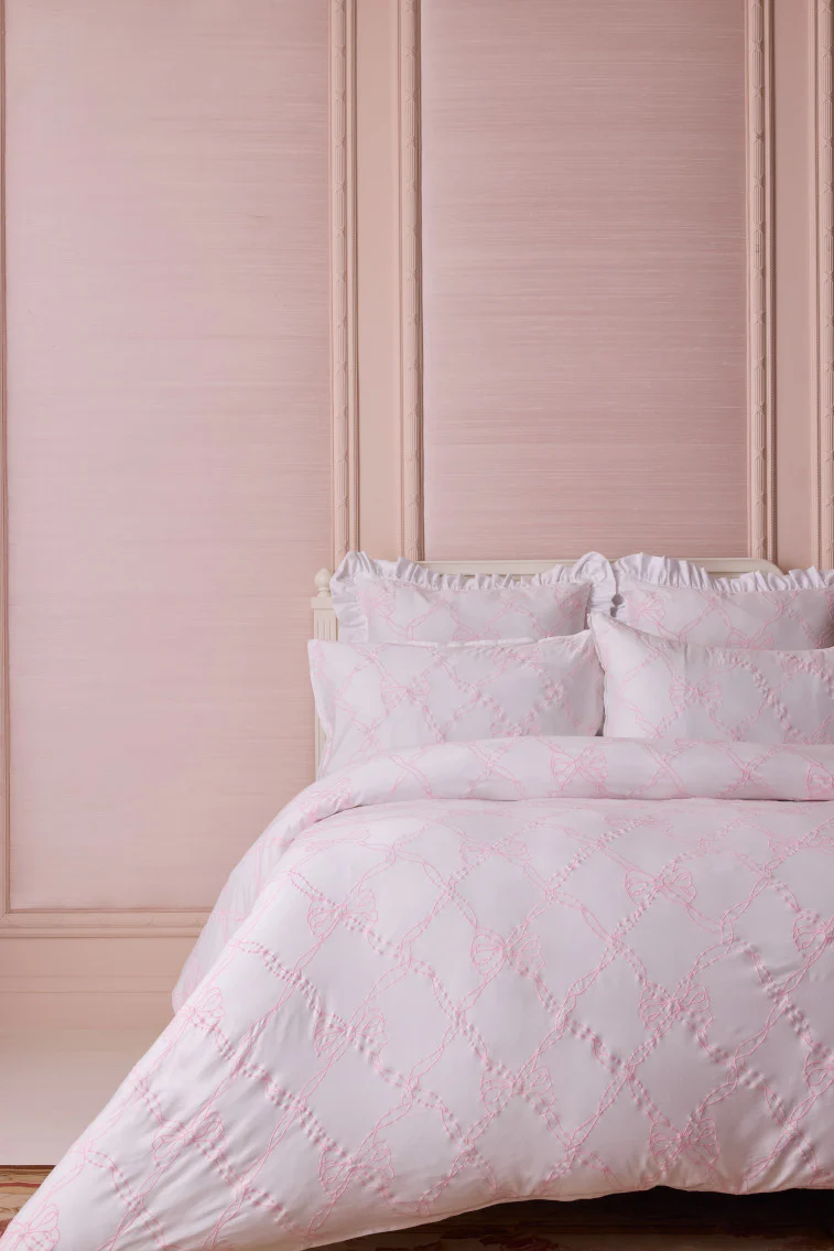Almohada Euro con Volantes Bordados