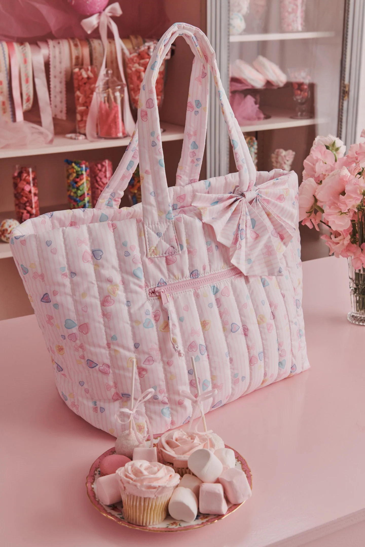 Bolso de mano con lazo de rayas de corazones LoveShackFancy x Roller Rabbit