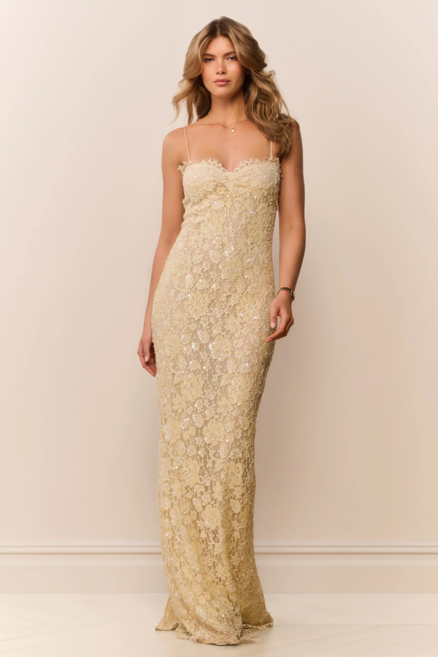 Vestido de encaje con lentejuelas Ciona