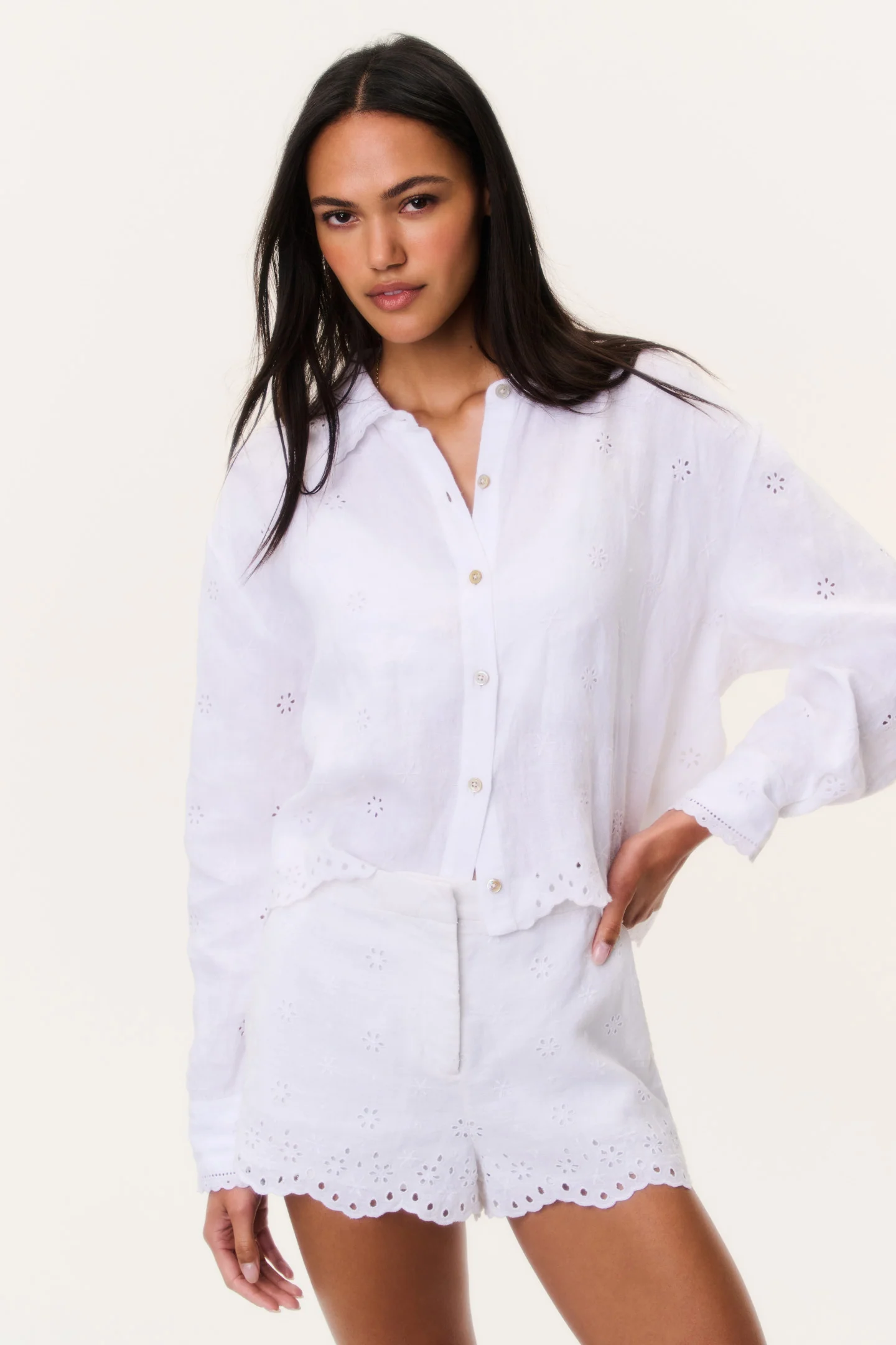 Camisa de botones de lino con ojales Delano