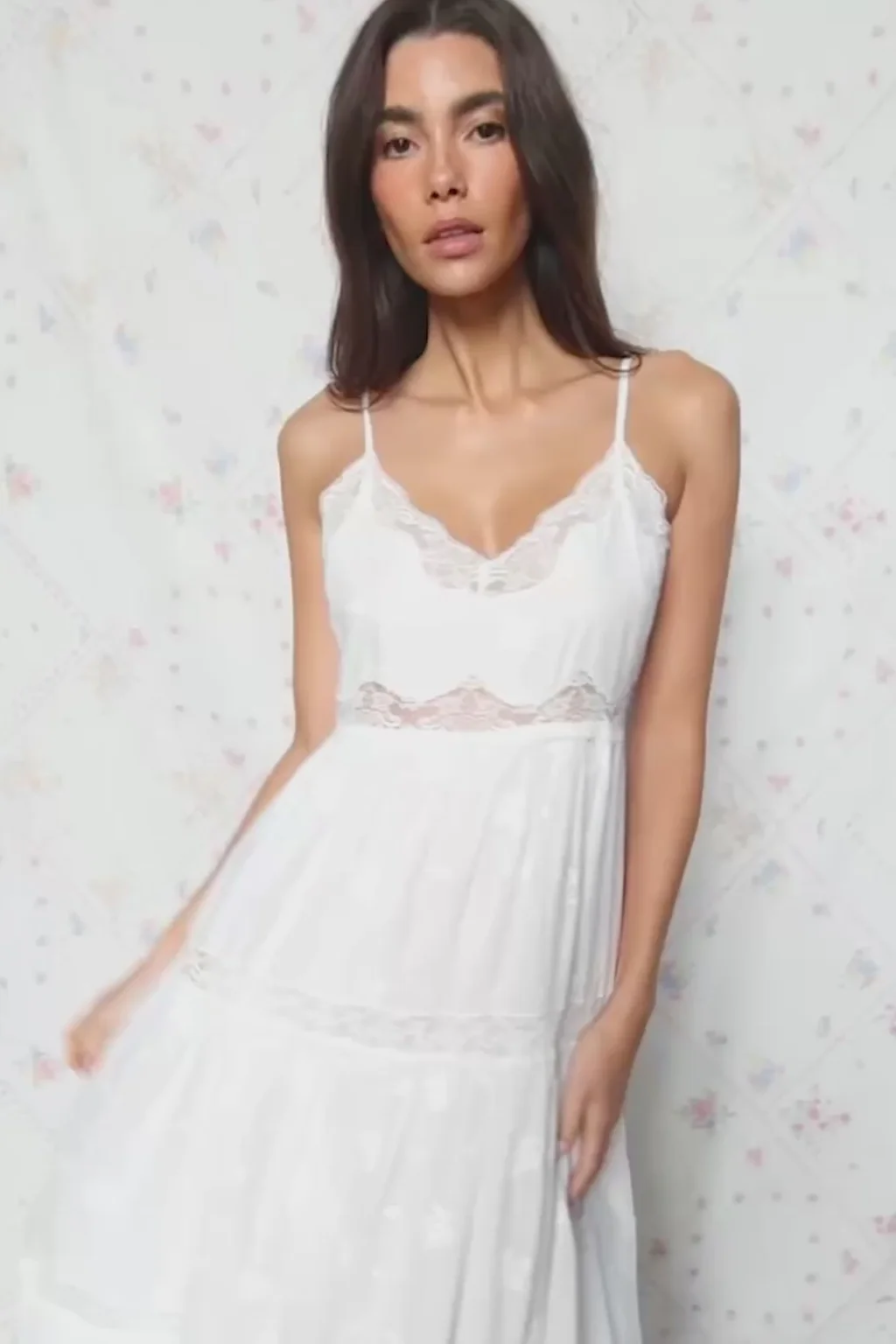 Vestido Maxi con Volantes de Encaje Espa