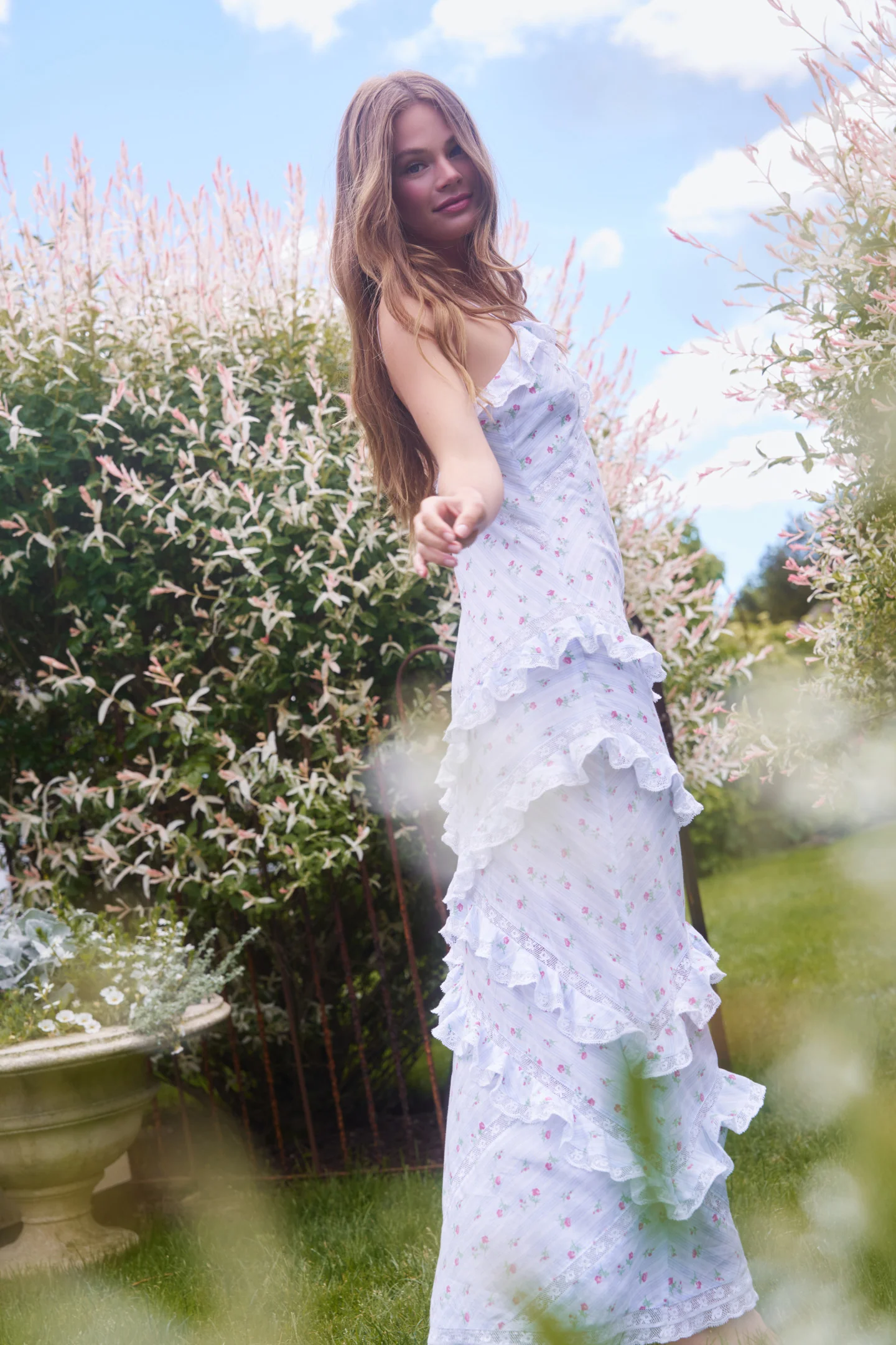 Vestido maxi de volante de algodón Nocelle