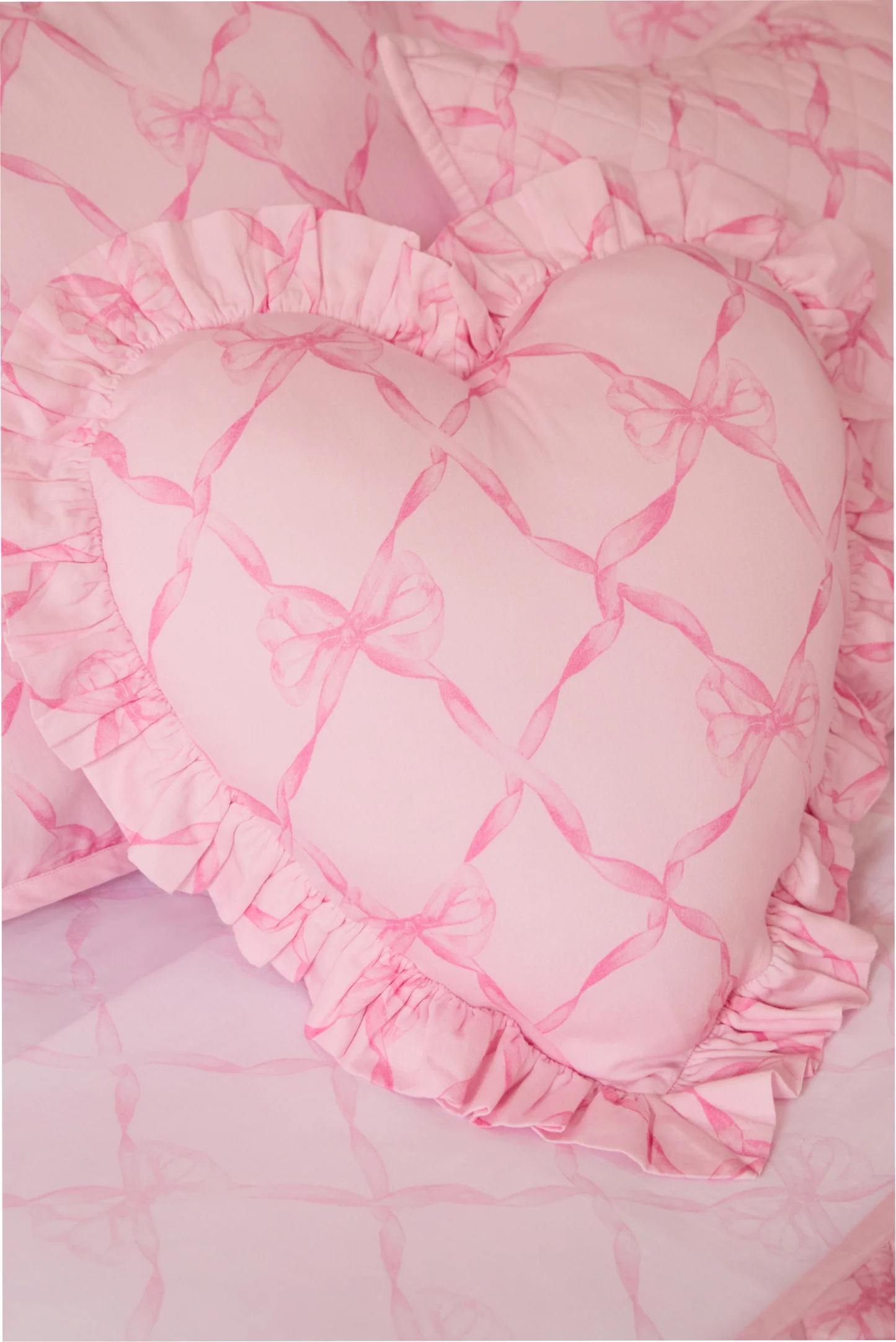 Almohada con Forma de Corazón y Volantes