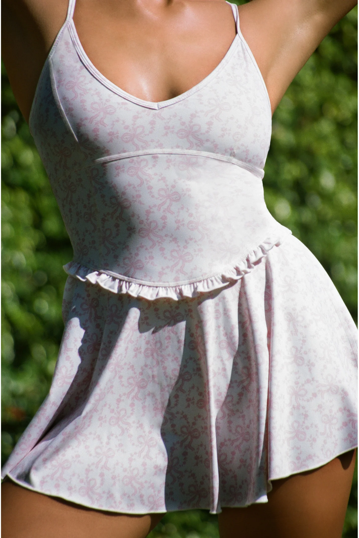Vestido Activo con Estampado de Arco Ergo