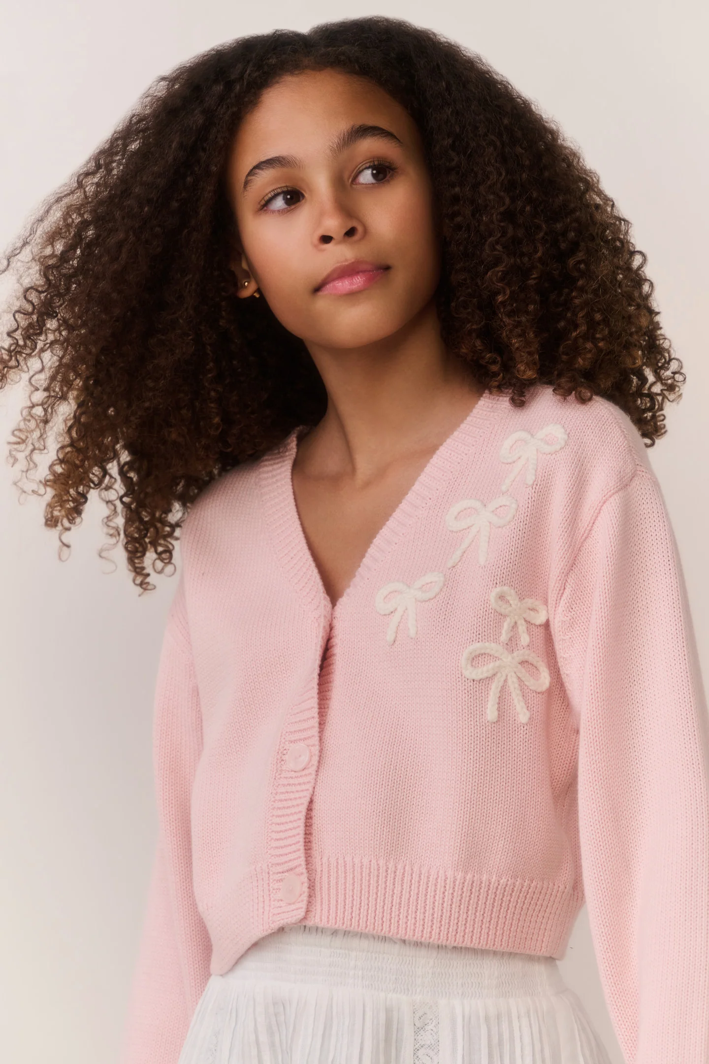 Cardigan con bordado de lazo Tween Jayne